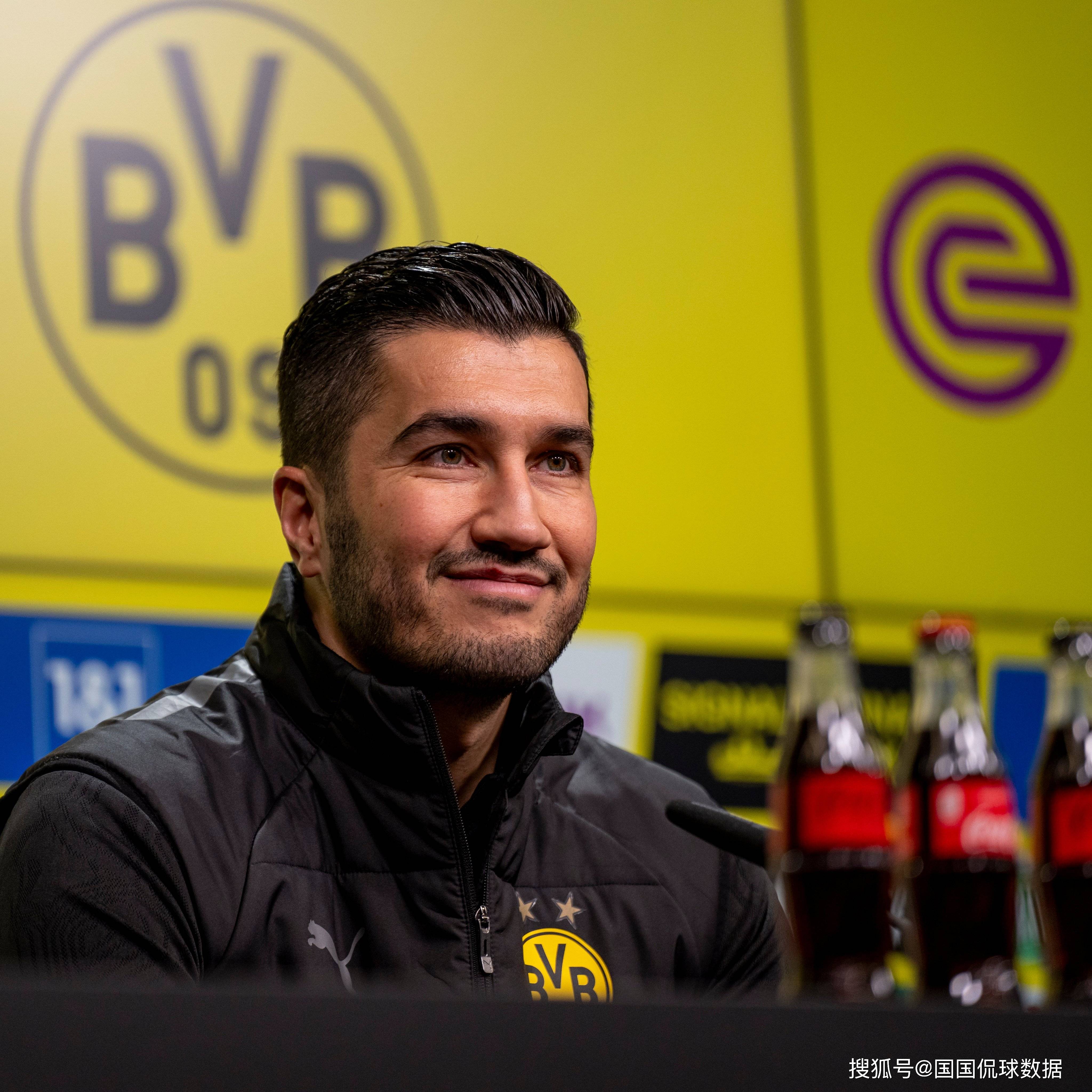 关于德甲融合战术，比分4-3，明星锋线发威，控球率70%，传球成功86%的信息