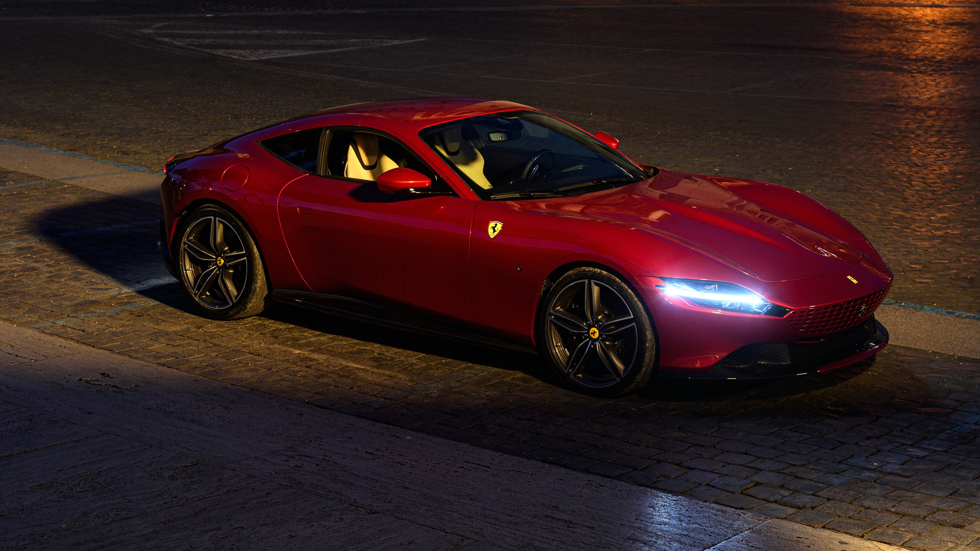 AYXSPORTSAPP-电竞直播平台多元化内容运营策略及商业变现模式探讨，电竞游戏直播发展