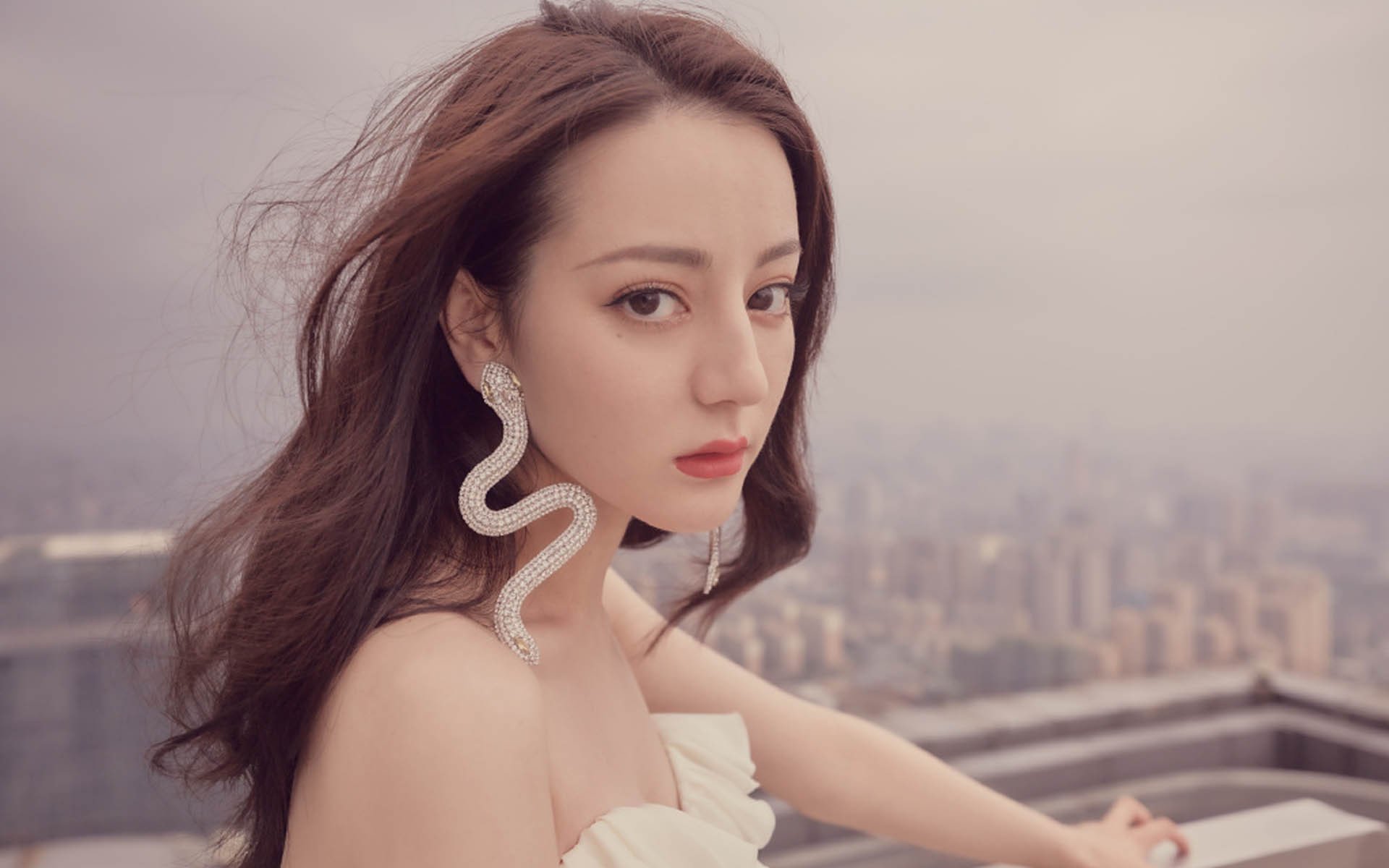 欧冠夜空星光闪耀，明星球员的足球盛宴，欧冠热门球星