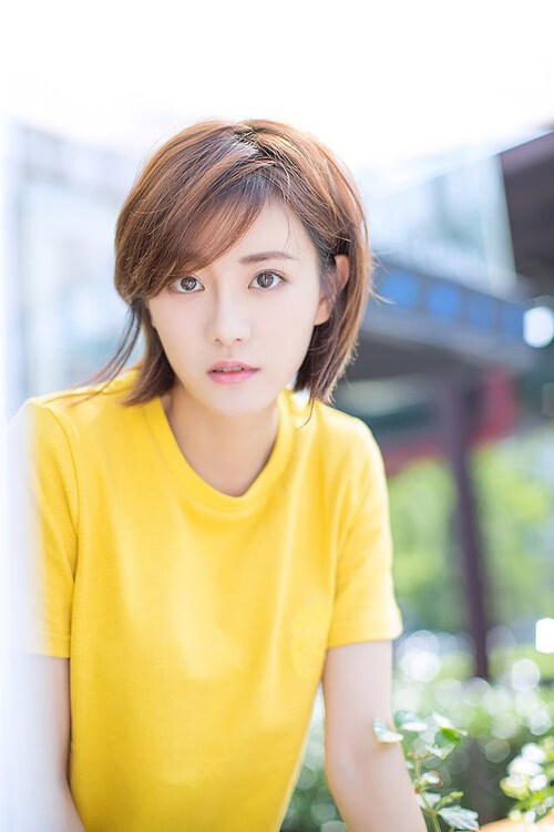 巴塞罗那惨败被淘汰,门兴晋级八强,巴塞罗那的门将叫什么名字