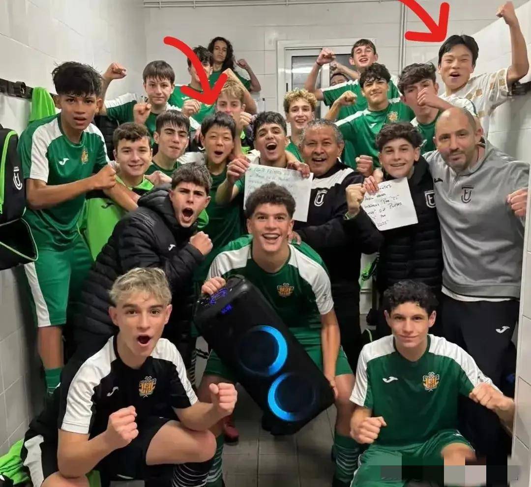 关于爱游戏APP:中国足球新星闪耀欧洲联赛,未来潜力无限的信息 关于爱游戏APP:中国足球新星闪耀欧洲联赛,未来潜力无限的信息