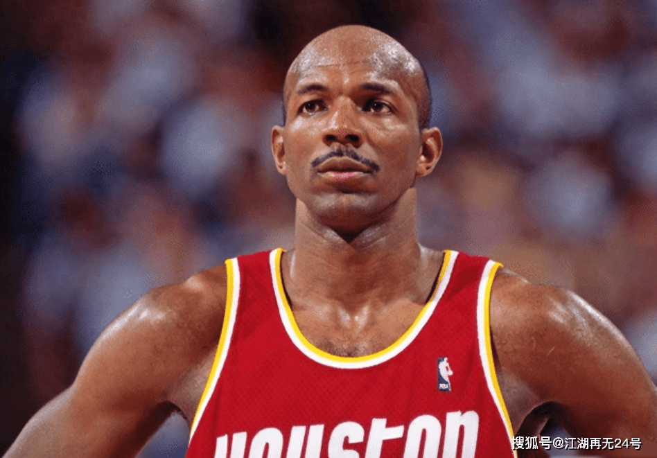 包含爱游戏官网：NBA球星自传：讲述德雷克斯勒的滑翔机生涯的词条