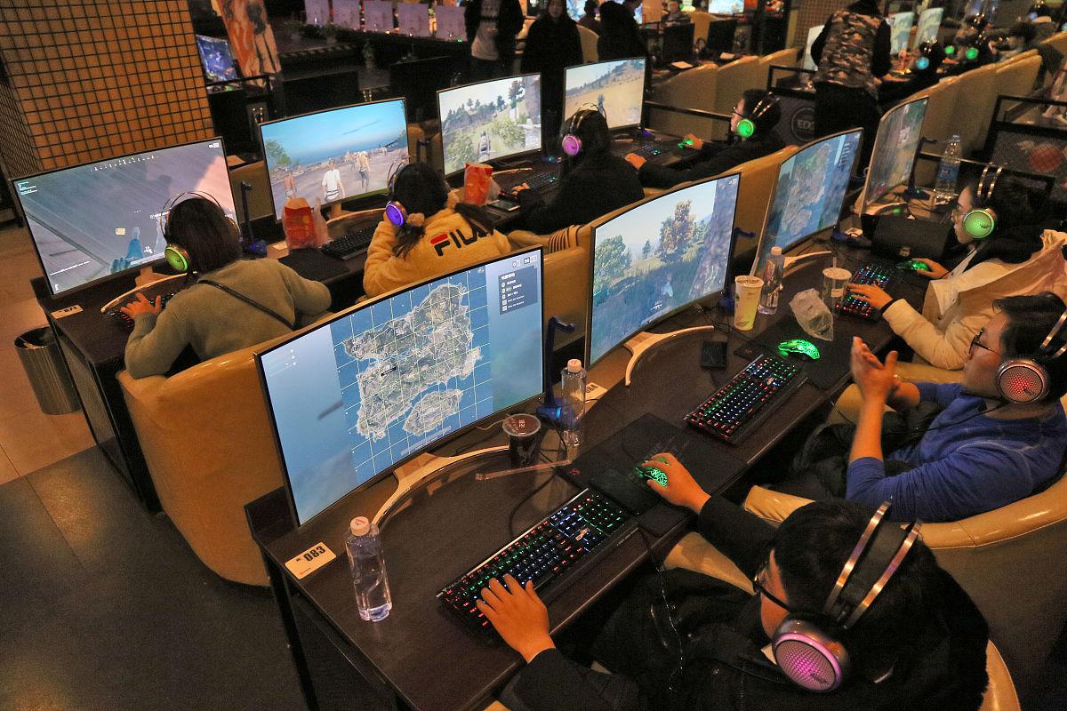 爱游戏:电竞产业蓬勃发展，未来前景无限的简单介绍